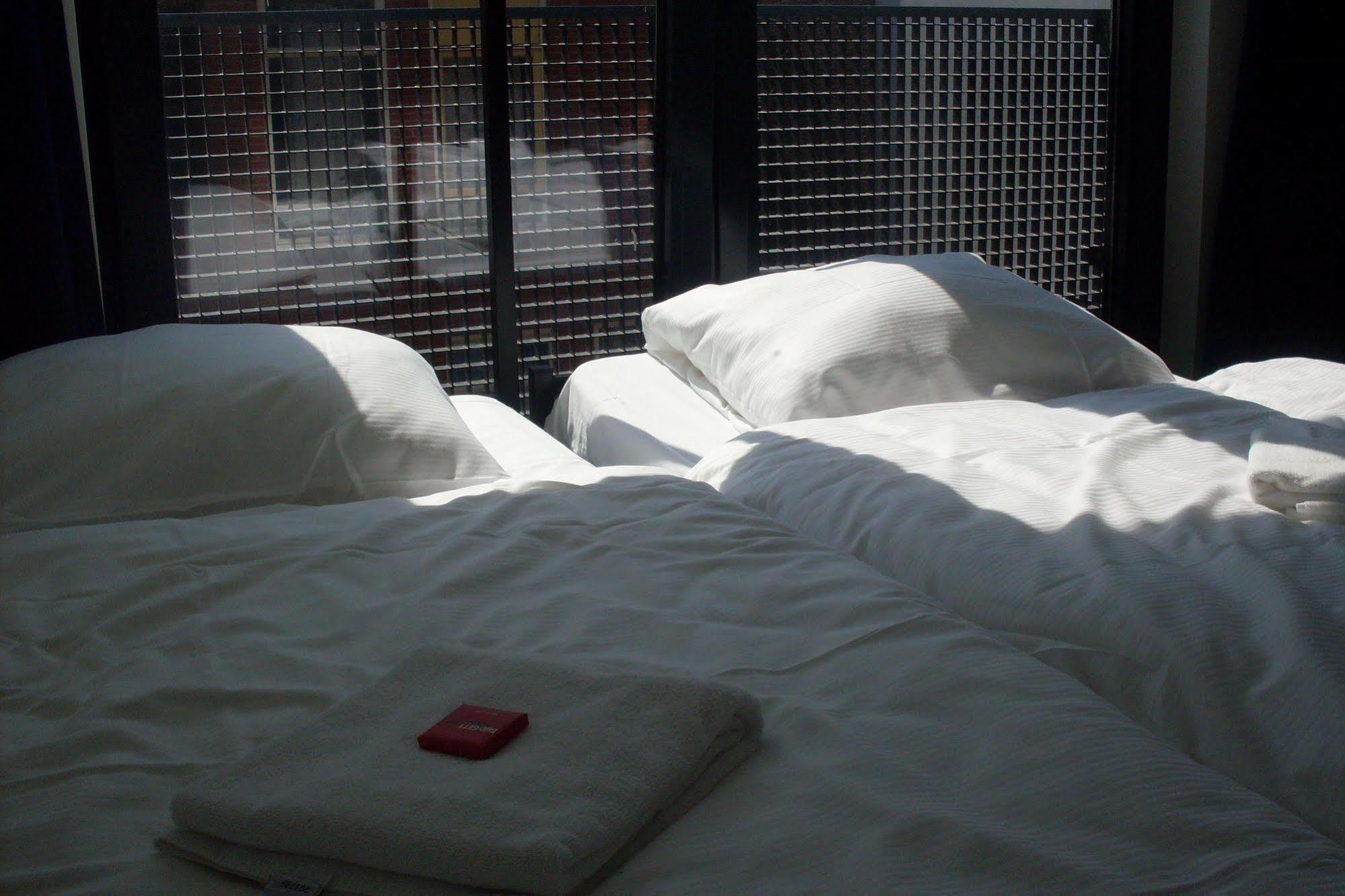 Bud Gett Hostels Groninga Exterior foto